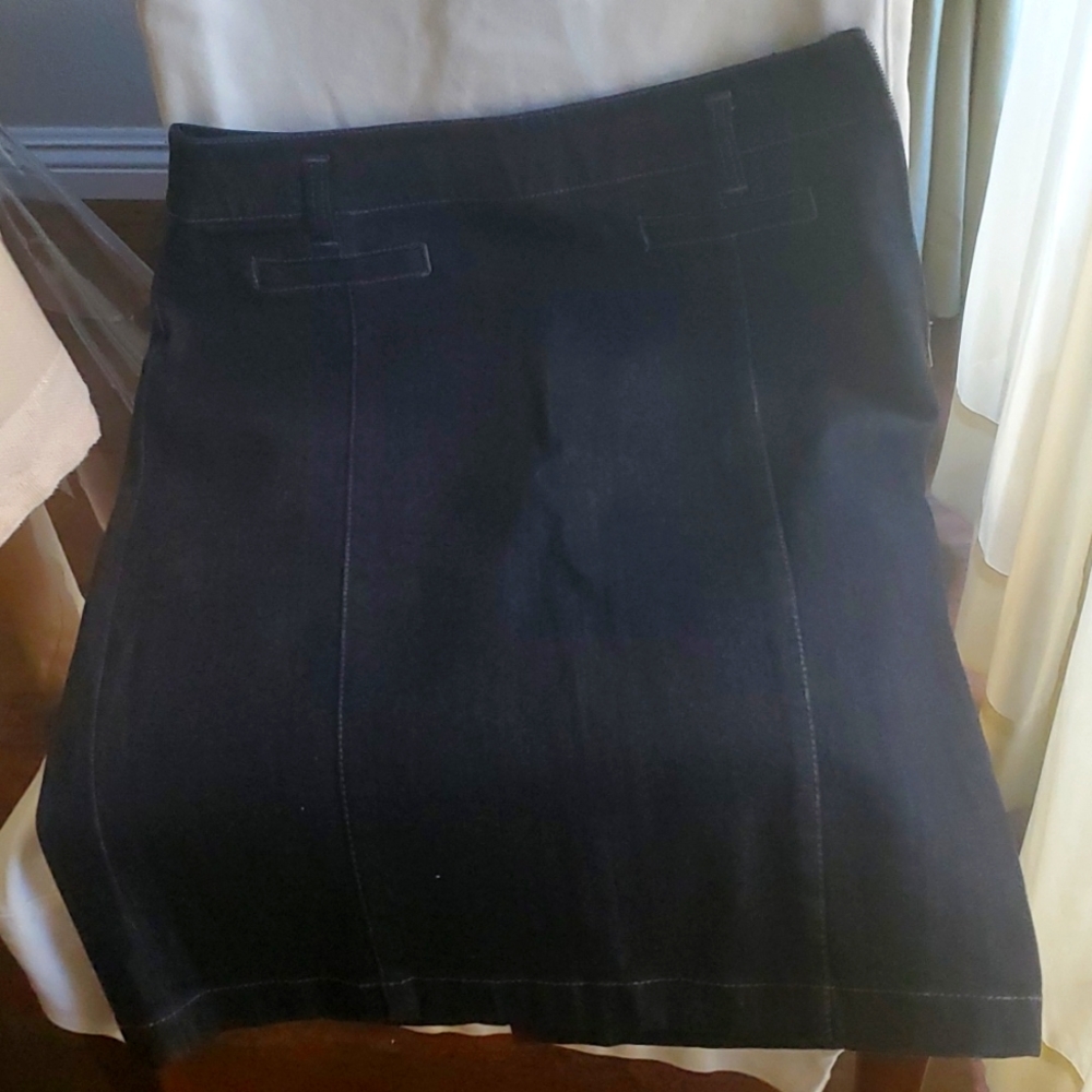Ann Taylor denim skirt size 6